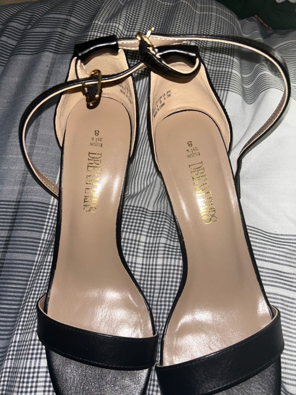 DREAM PAIRS
Black Hi-Chunk High Heel Pump Women’s Sandals - Picture 10 of 11